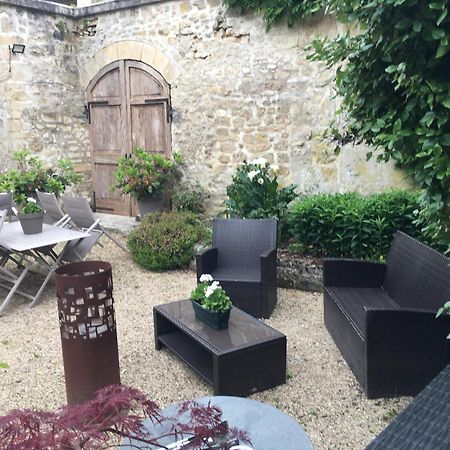 Ferienwohnung La Tour De Flandre Rousseloy Exterior foto