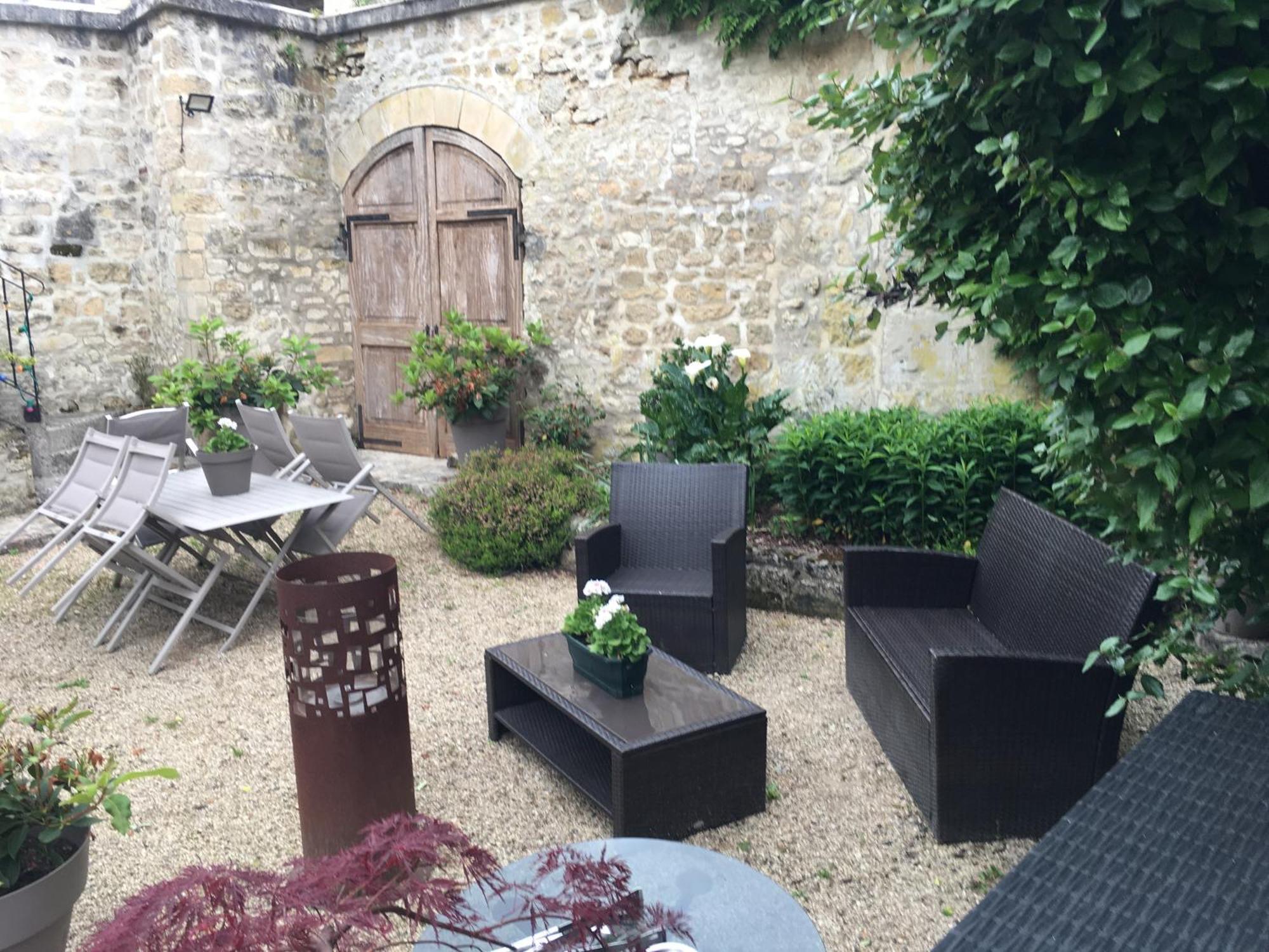 Ferienwohnung La Tour De Flandre Rousseloy Exterior foto