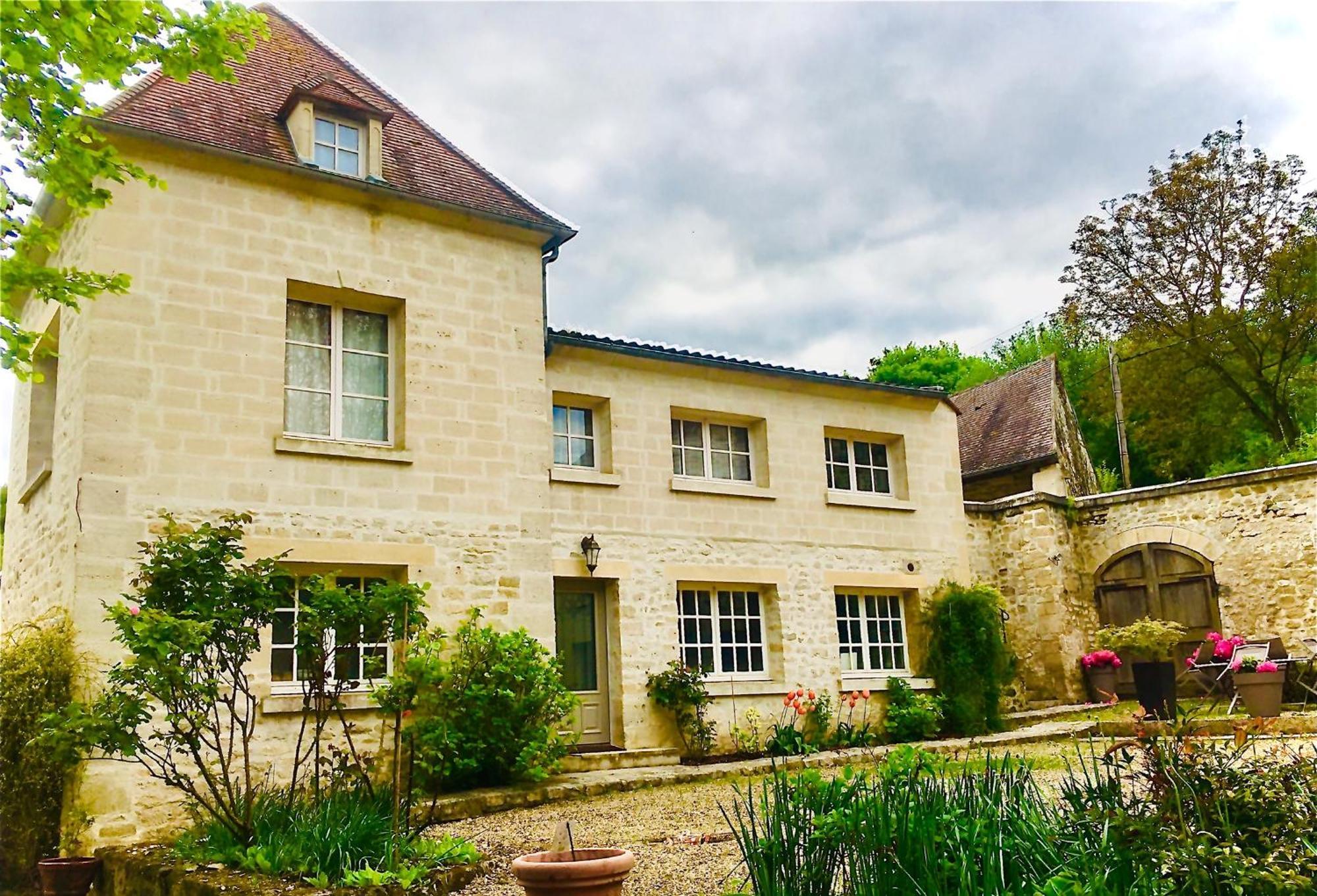 Ferienwohnung La Tour De Flandre Rousseloy Exterior foto